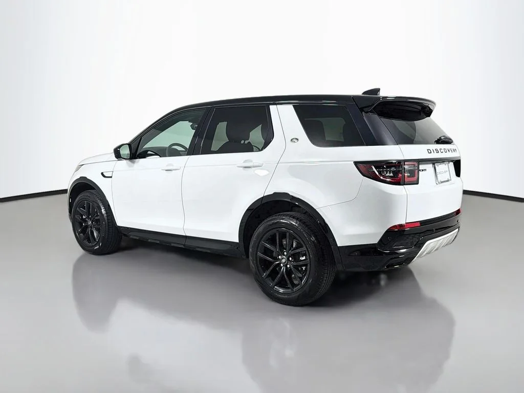 Used 2026 White Land Rover Landmark image 7