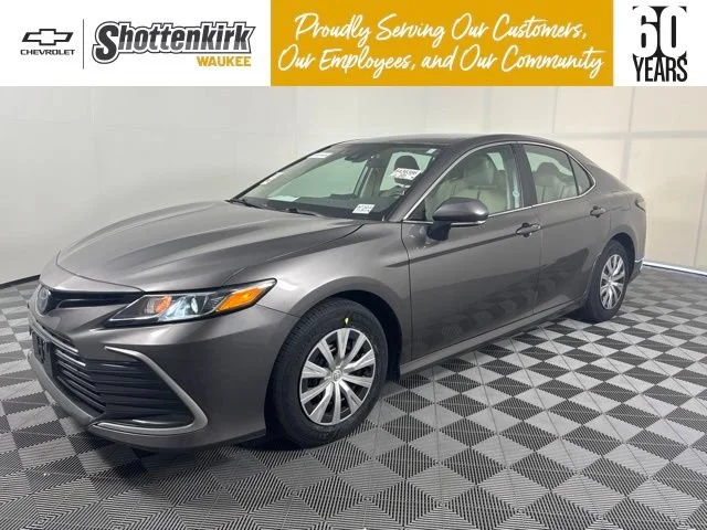 2023 Toyota Camry Hybrid LE