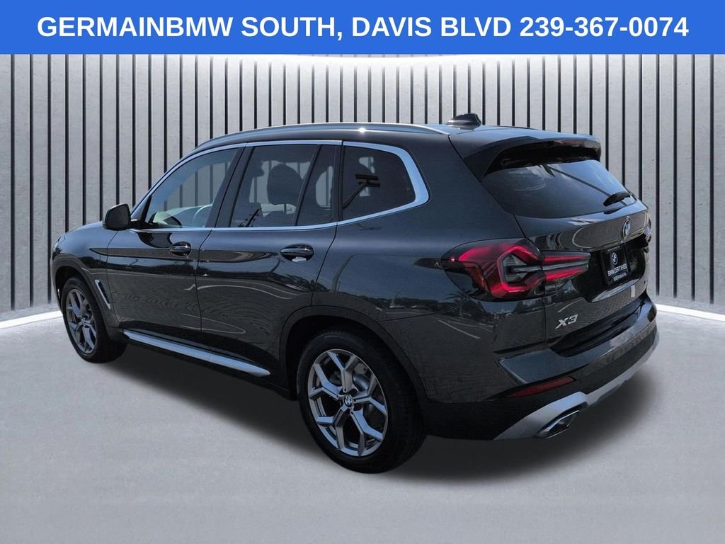 Certified Used 2024 Dark Graphite Metallic BMW xDrive30i image 7