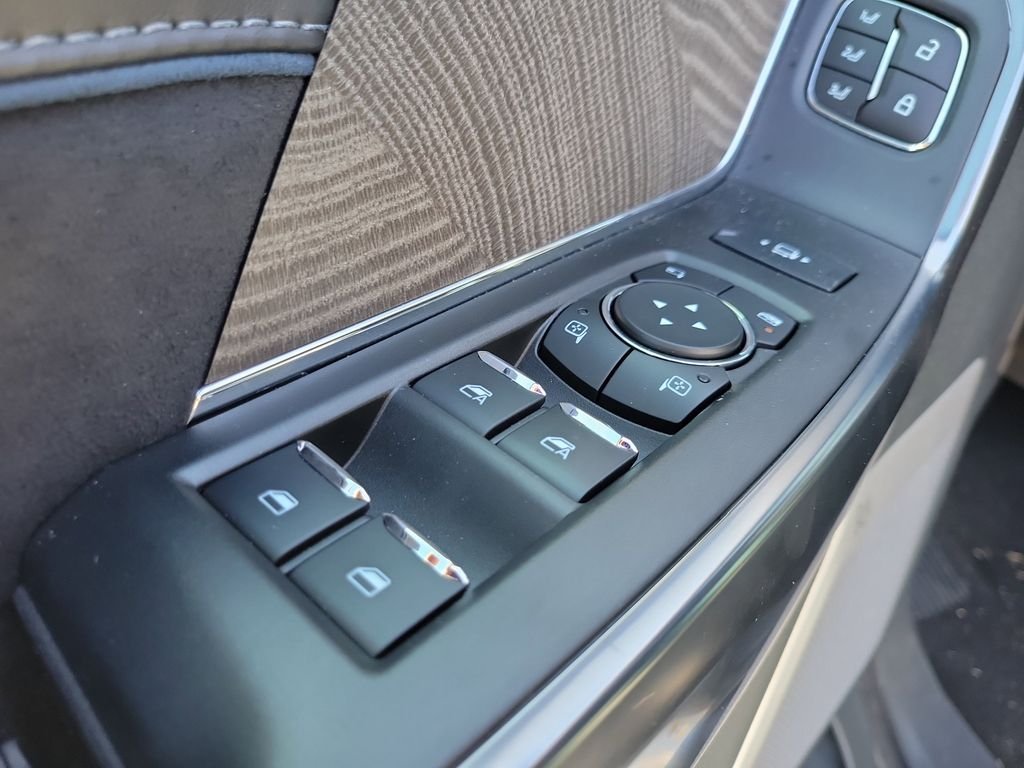 2025 Ford F-350 Super Duty Platinum - Photo 16