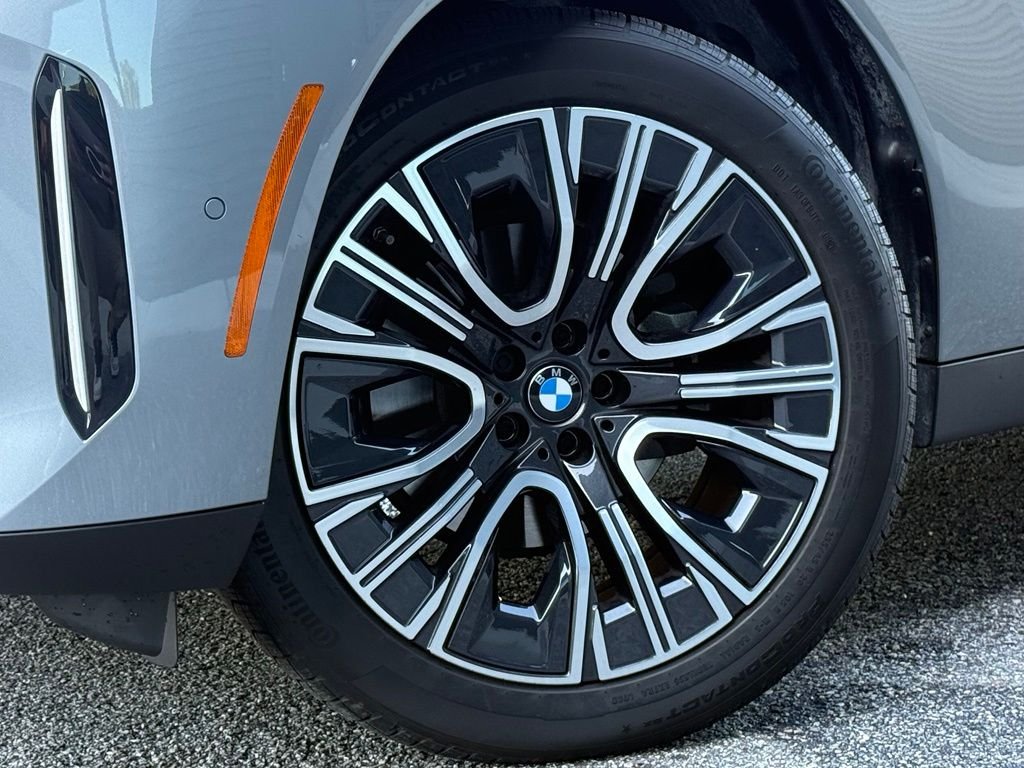 Certified Used 2026 Skyscraper Grey Metallic BMW 30 xDrive image 9