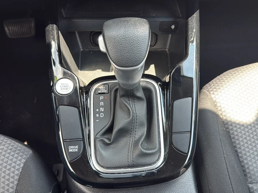 Used 2024 Orange Kia S image 20