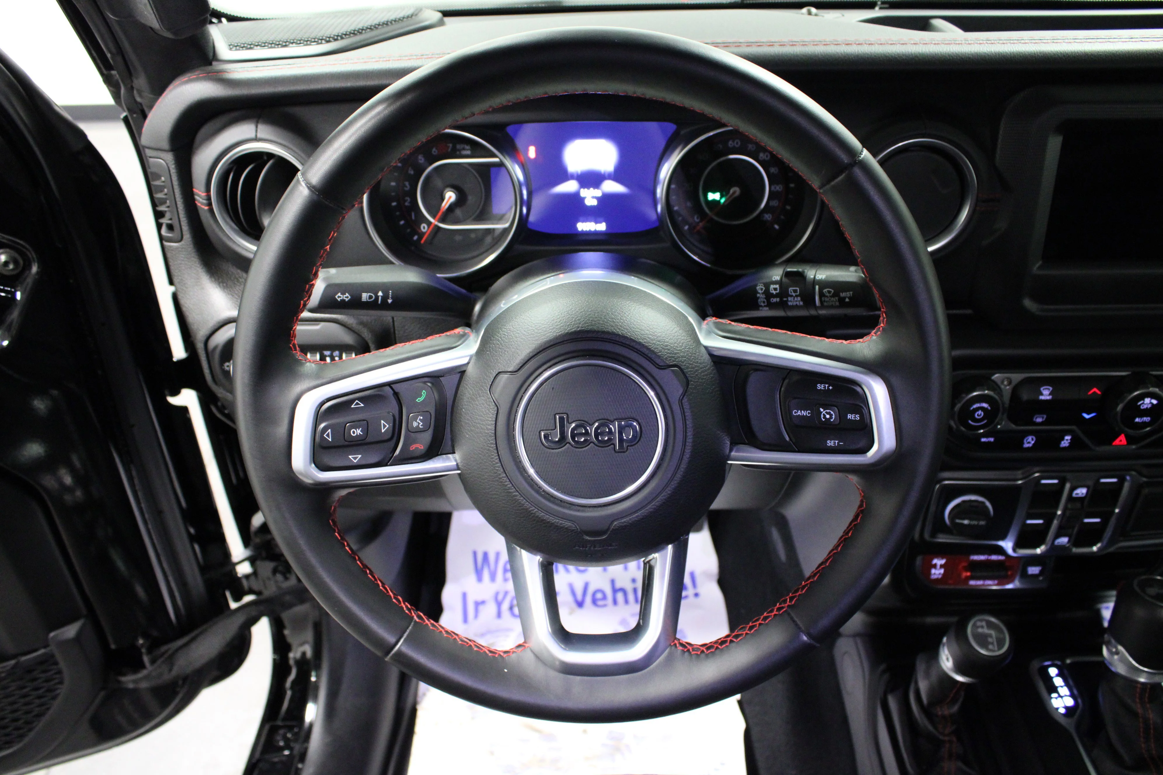Used 2020 Black Clearcoat Jeep Recon image 17