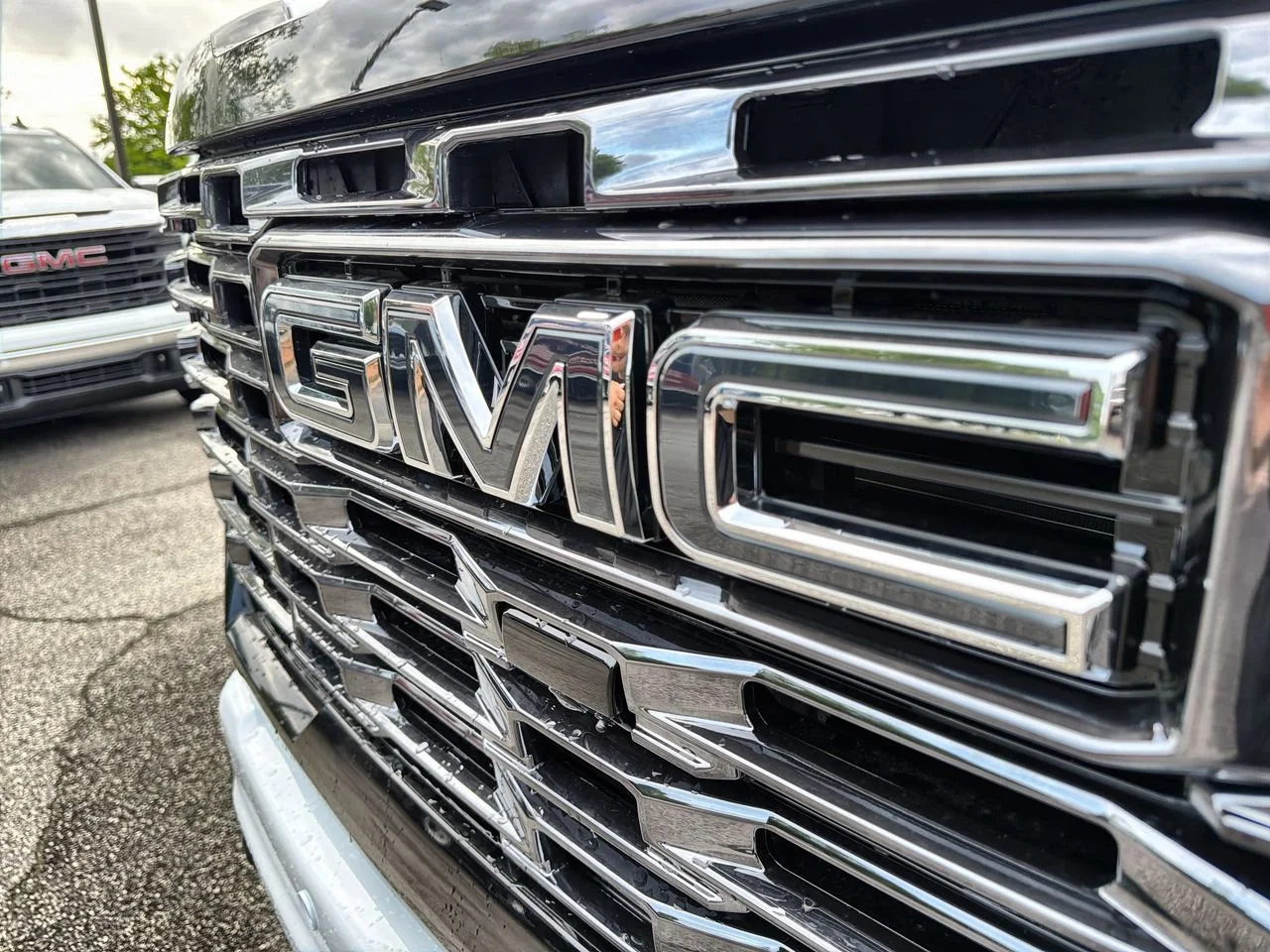 New 2026 Glacier White Tricoat GMC Denali Ultimate image 26