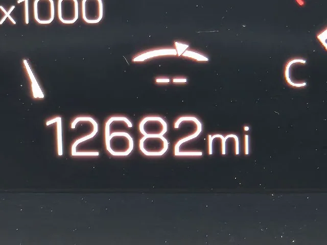 Used 2026 White GMC Elevation image 37