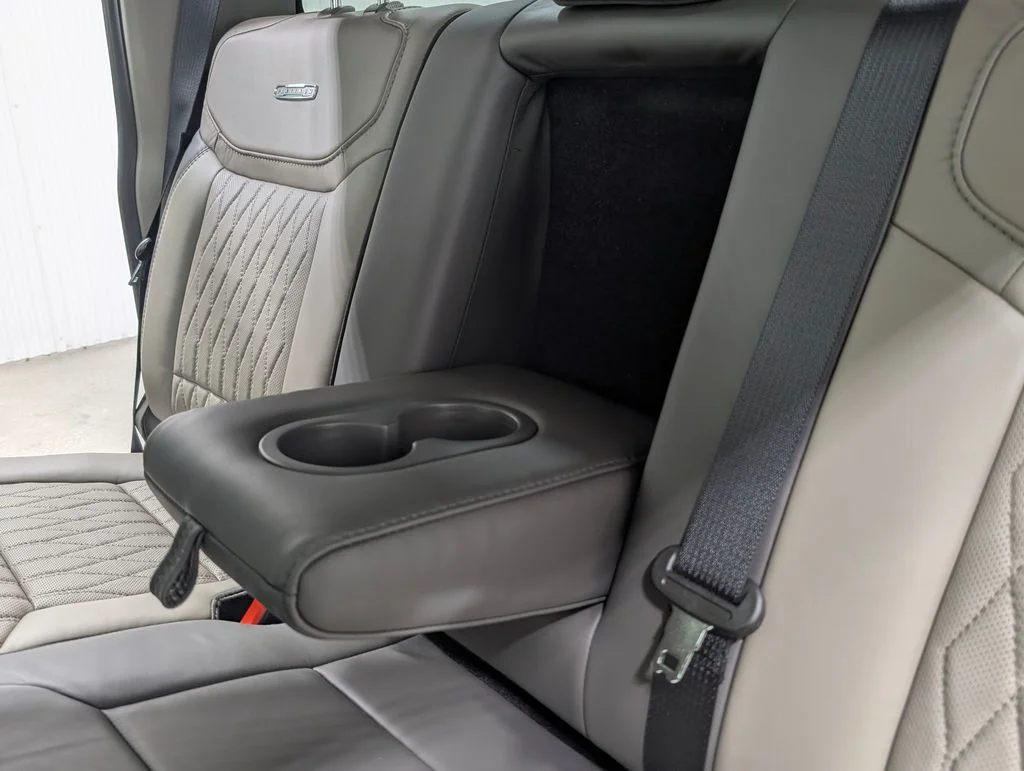 New 2026 Gray Ford Platinum image 21