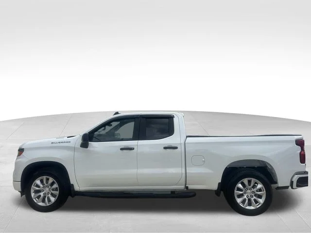 Used 2026 White Chevrolet Custom image 13