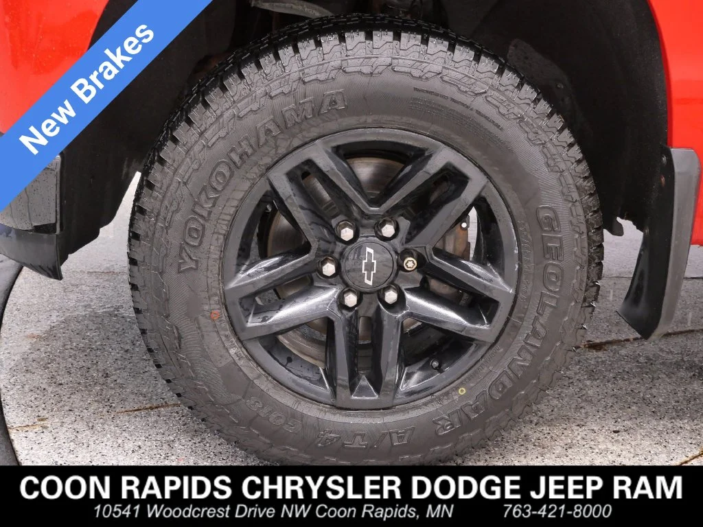 Used 2020 Red Chevrolet Custom Trail Boss image 9