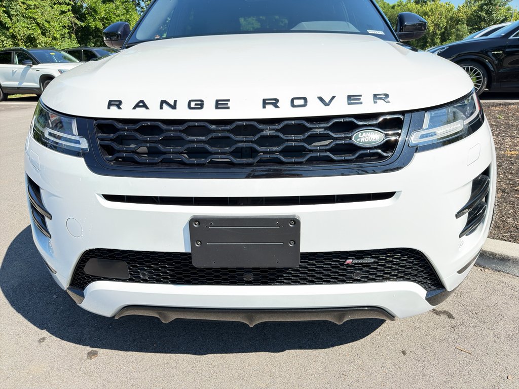 Used 2022 Fuji White Land Rover R-Dynamic S image 7