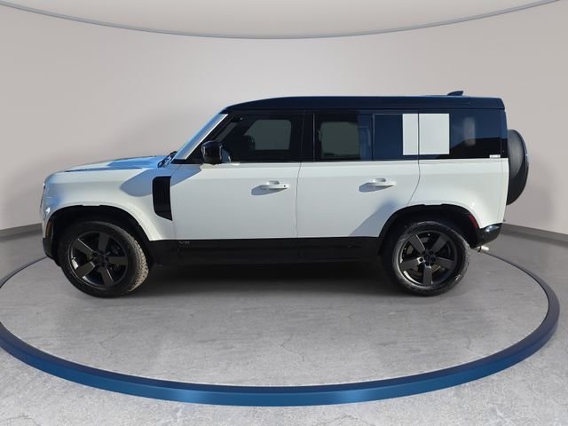 2026 Land Rover Defender V8 - Photo 8