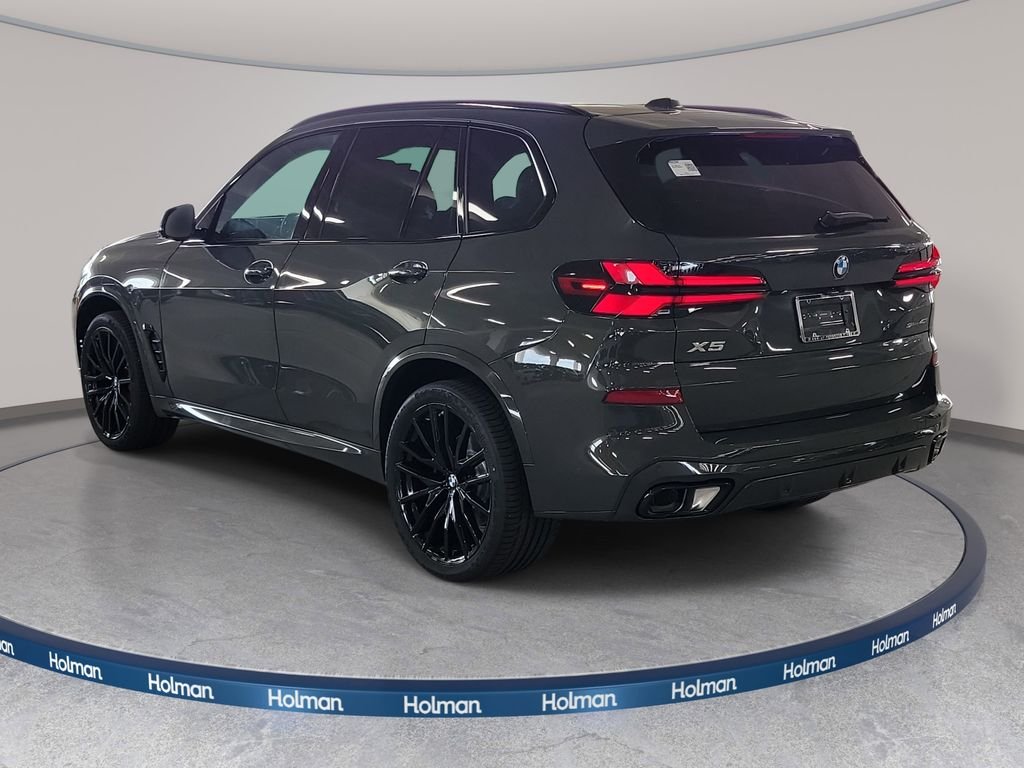 New 2026 Dravit Grey Metallic BMW sDrive40i image 6
