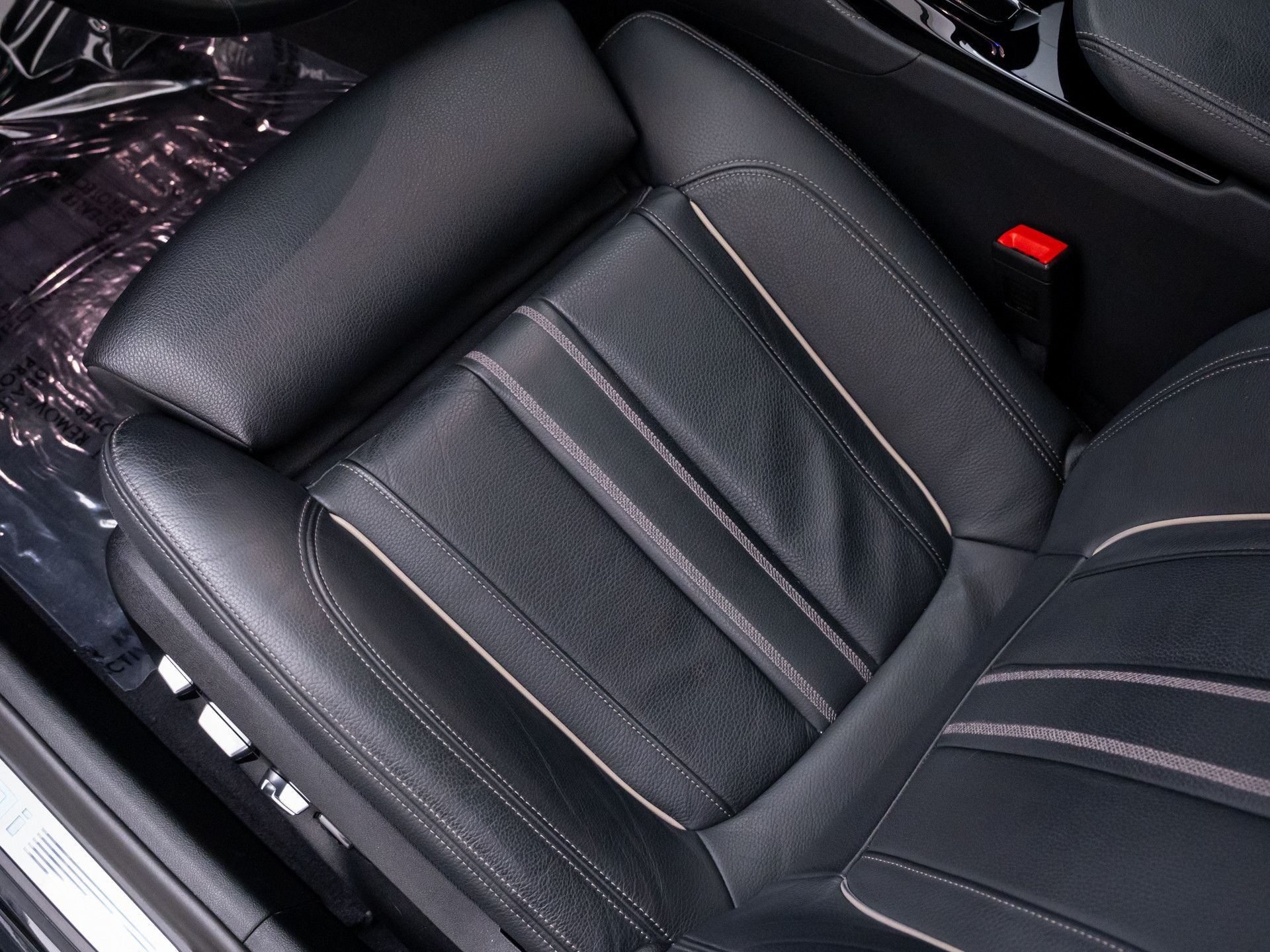 Certified Used 2023 Black Sapphire Metallic BMW M550i xDrive image 16