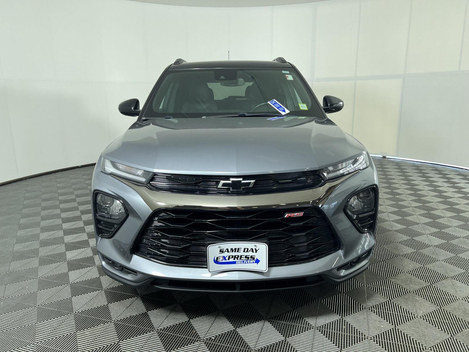 Used 2021 Steel Metallic Chevrolet RS image 27