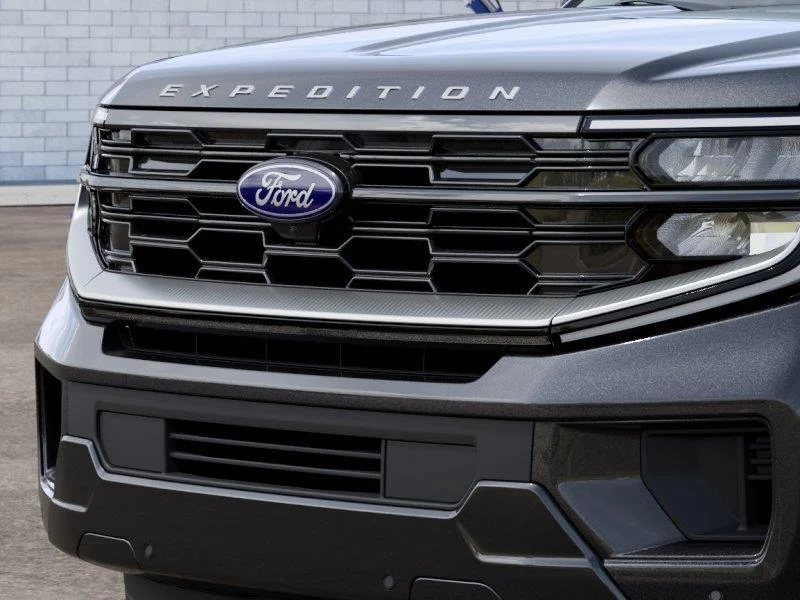 New 2027 Dark Matter Gray Metallic Ford Platinum image 17