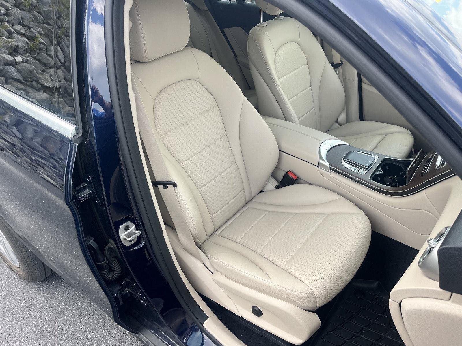 Used 2021 Lunar Blue Metallic Mercedes-Benz GLC 300 image 15