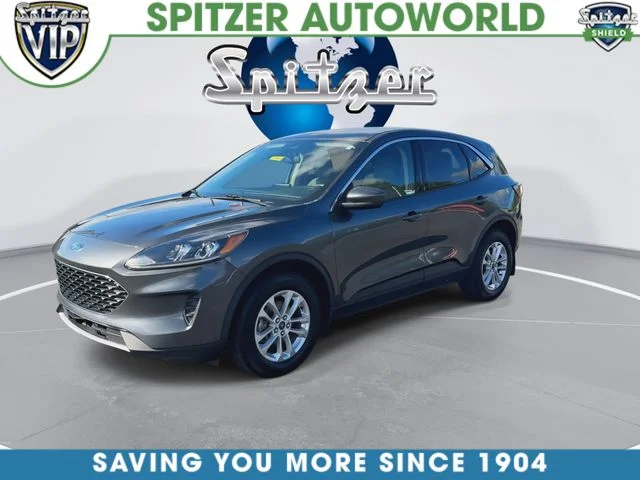 Used 2020 Magnetic Metallic Ford SE image 4