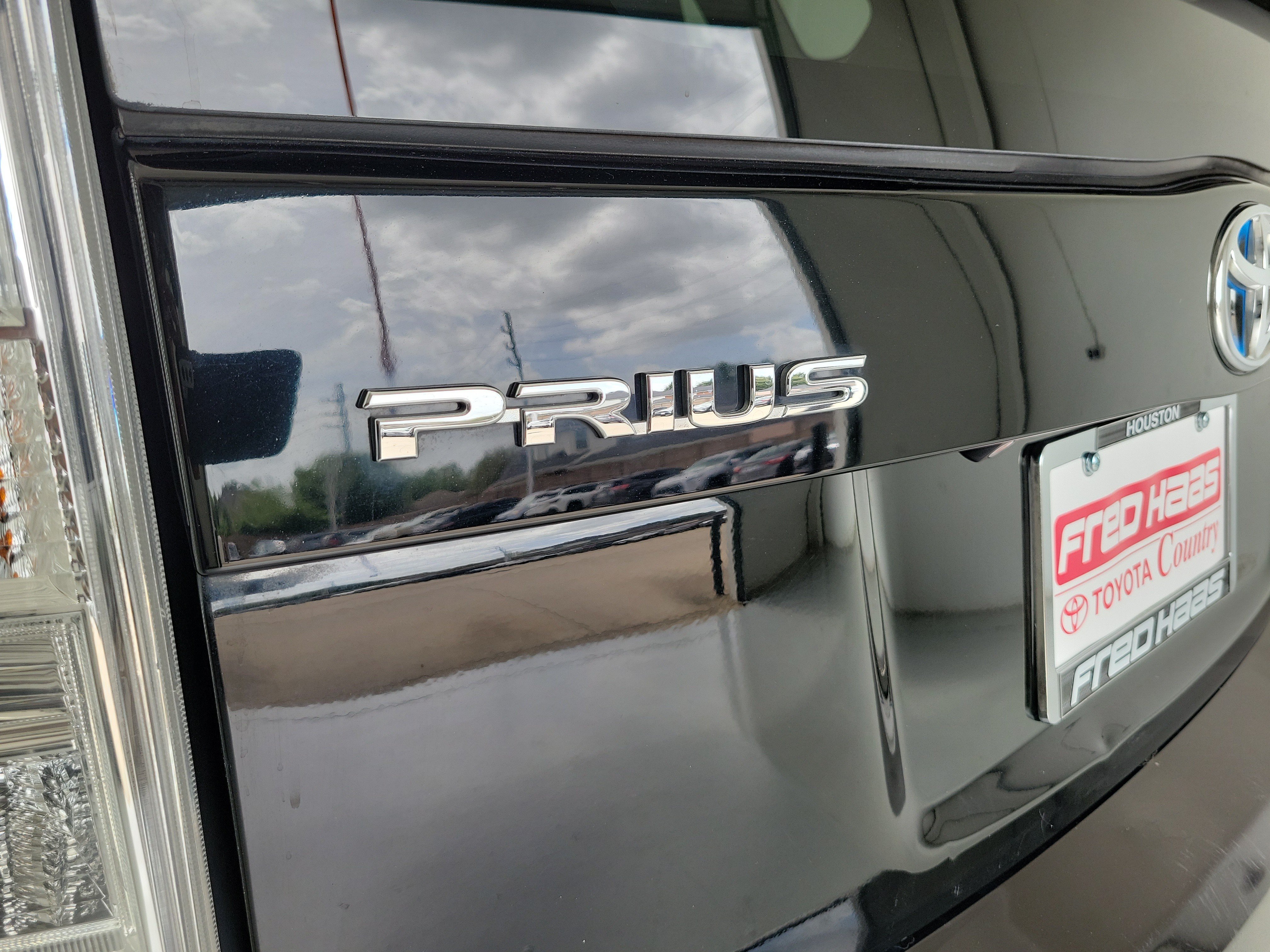 Used 2010 Black Toyota IV image 8