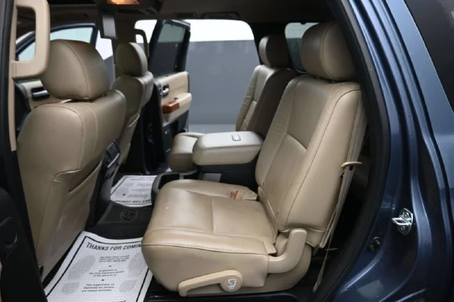 Used 2018 Shoreline Mist Toyota Platinum image 17