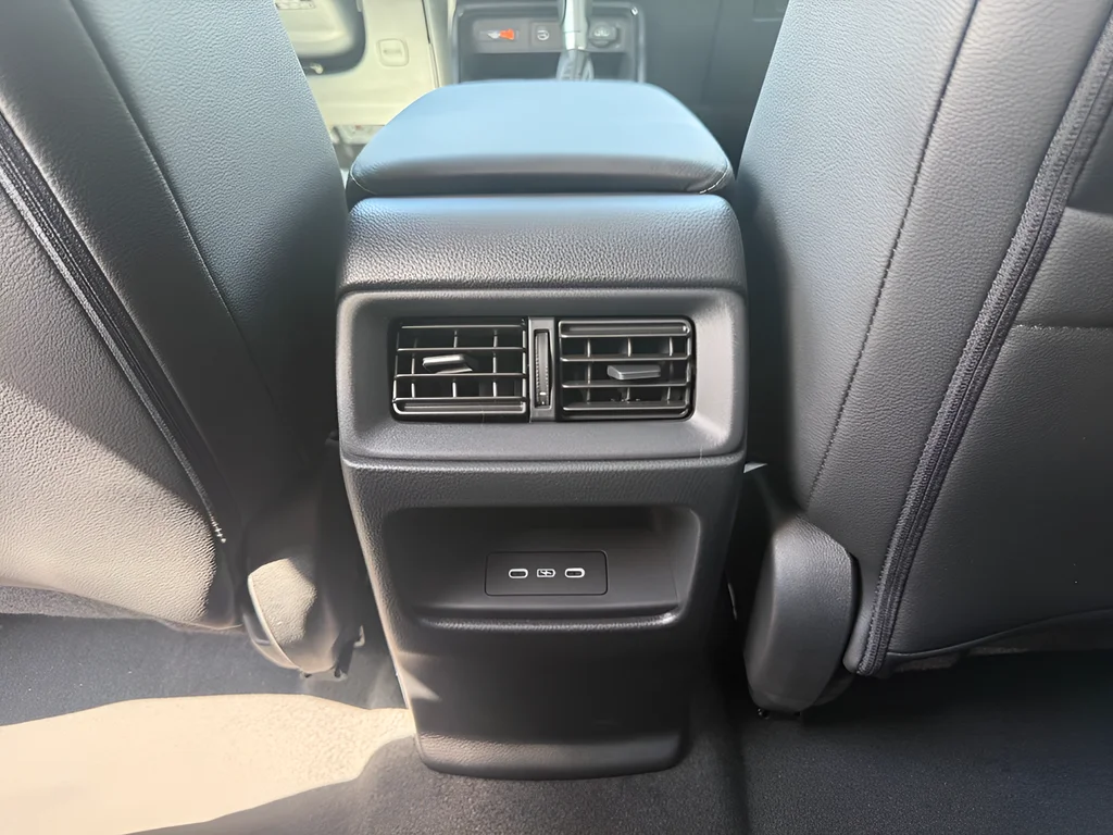 New 2026 Urban Gray Pearl Honda EX-L image 12