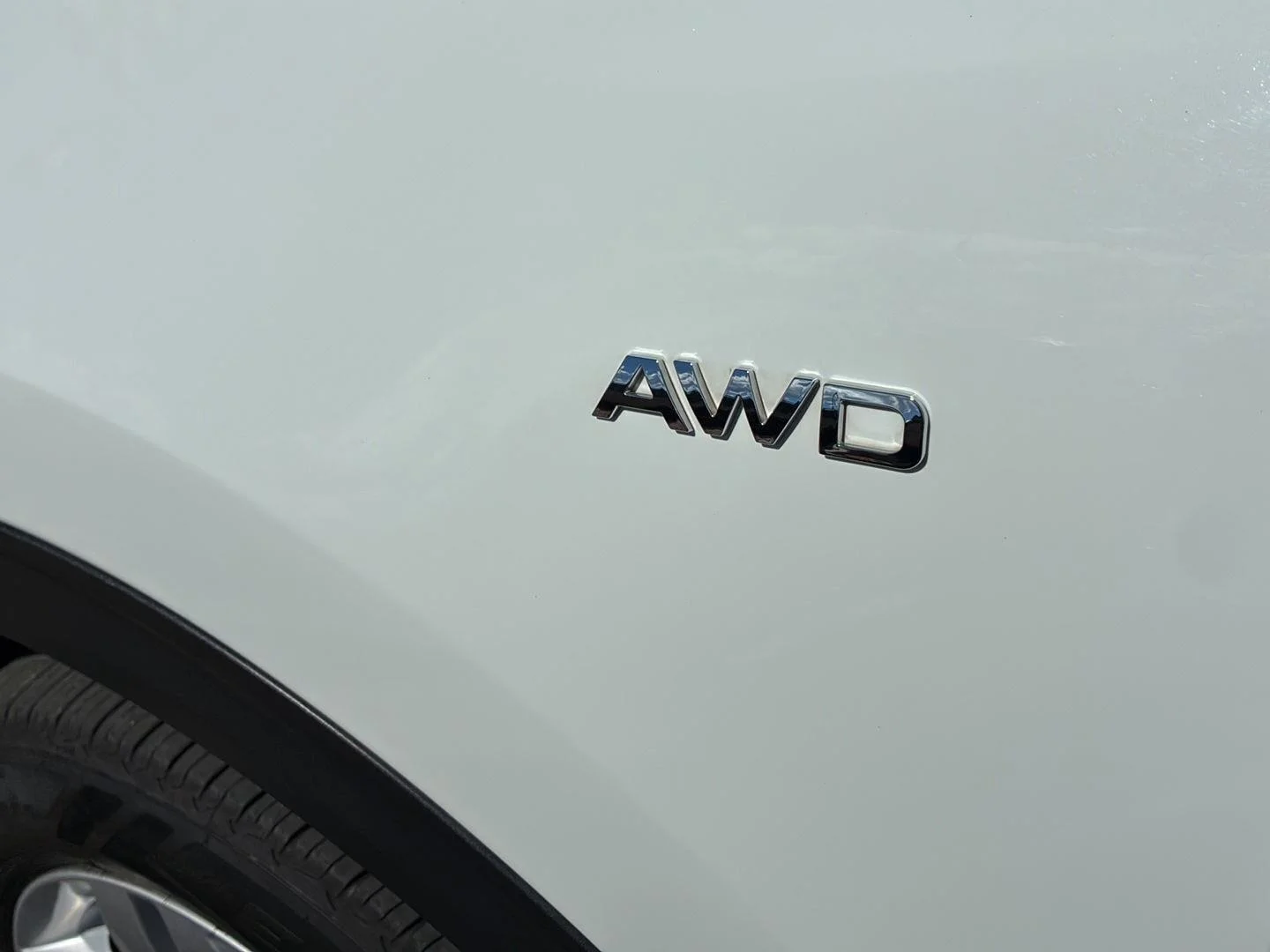 Used 2019 Clear White Kia LX image 11