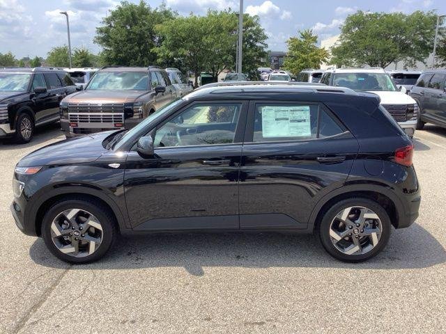 New 2026 Onyx Black Hyundai SEL image 8