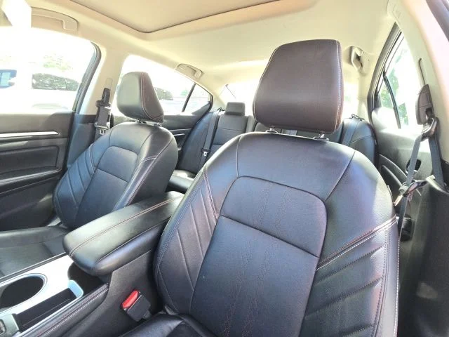 Used 2024 Black Nissan 2.5 SR image 20