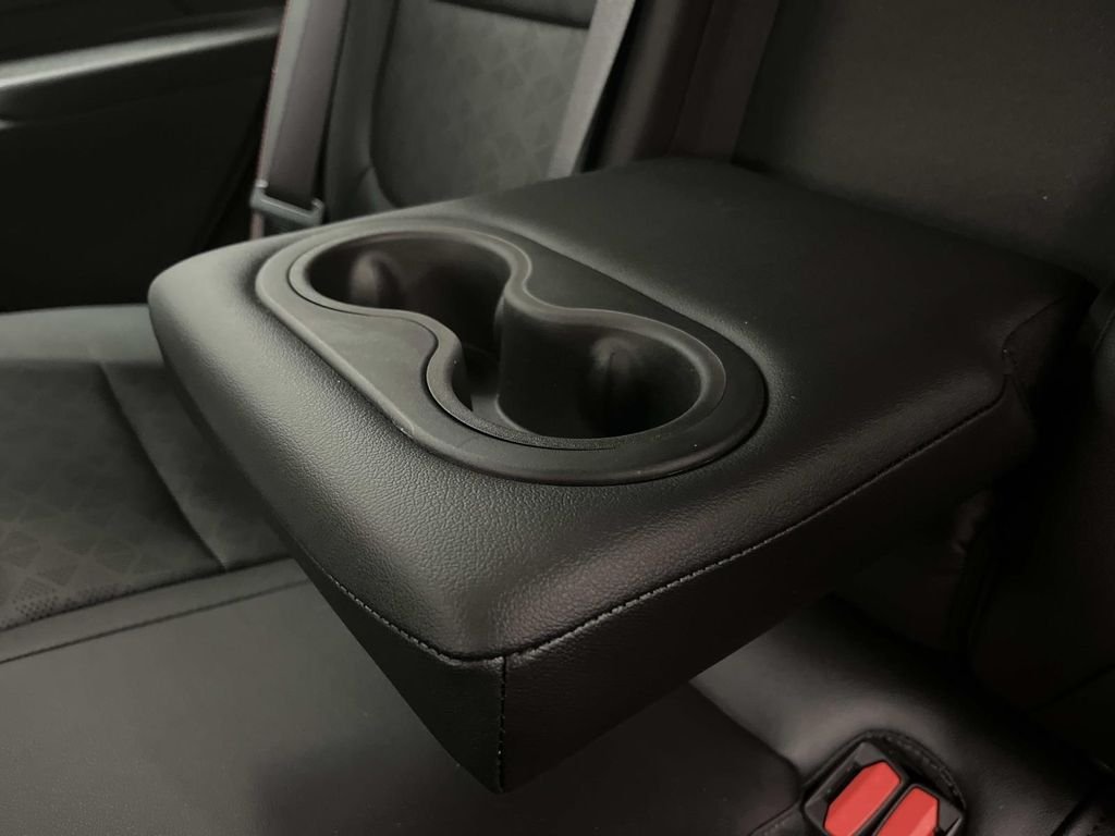2027 Chevrolet Bolt RS - Photo 15