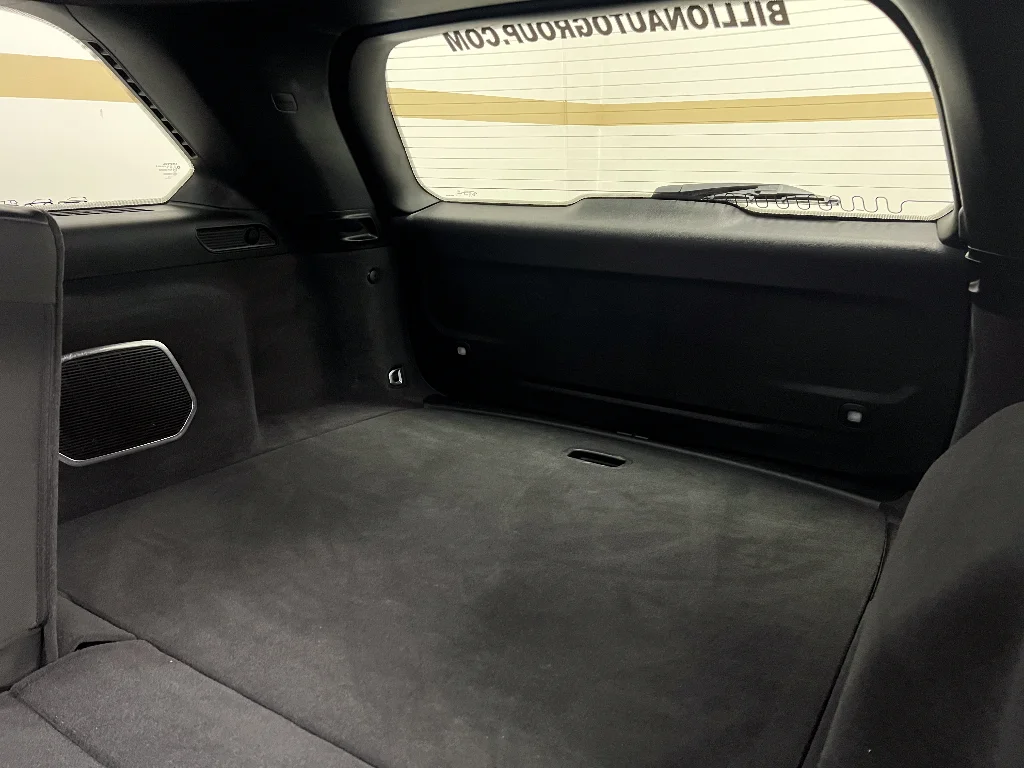 Used 2024 Baltic Gray Metallic Clearcoat Jeep Overland image 18