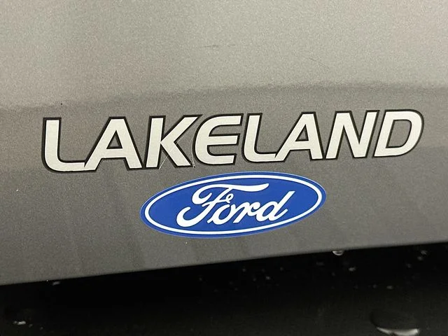 Certified Pre-Owned 2025 Ford Maverick XL