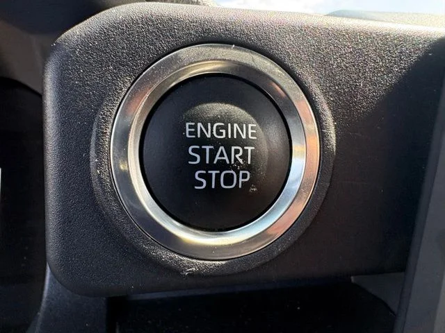 Used 2025 White Toyota SR5 image 20