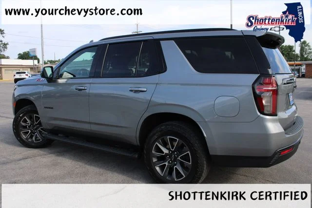 Used 2023 Gray Chevrolet Z71 image 3