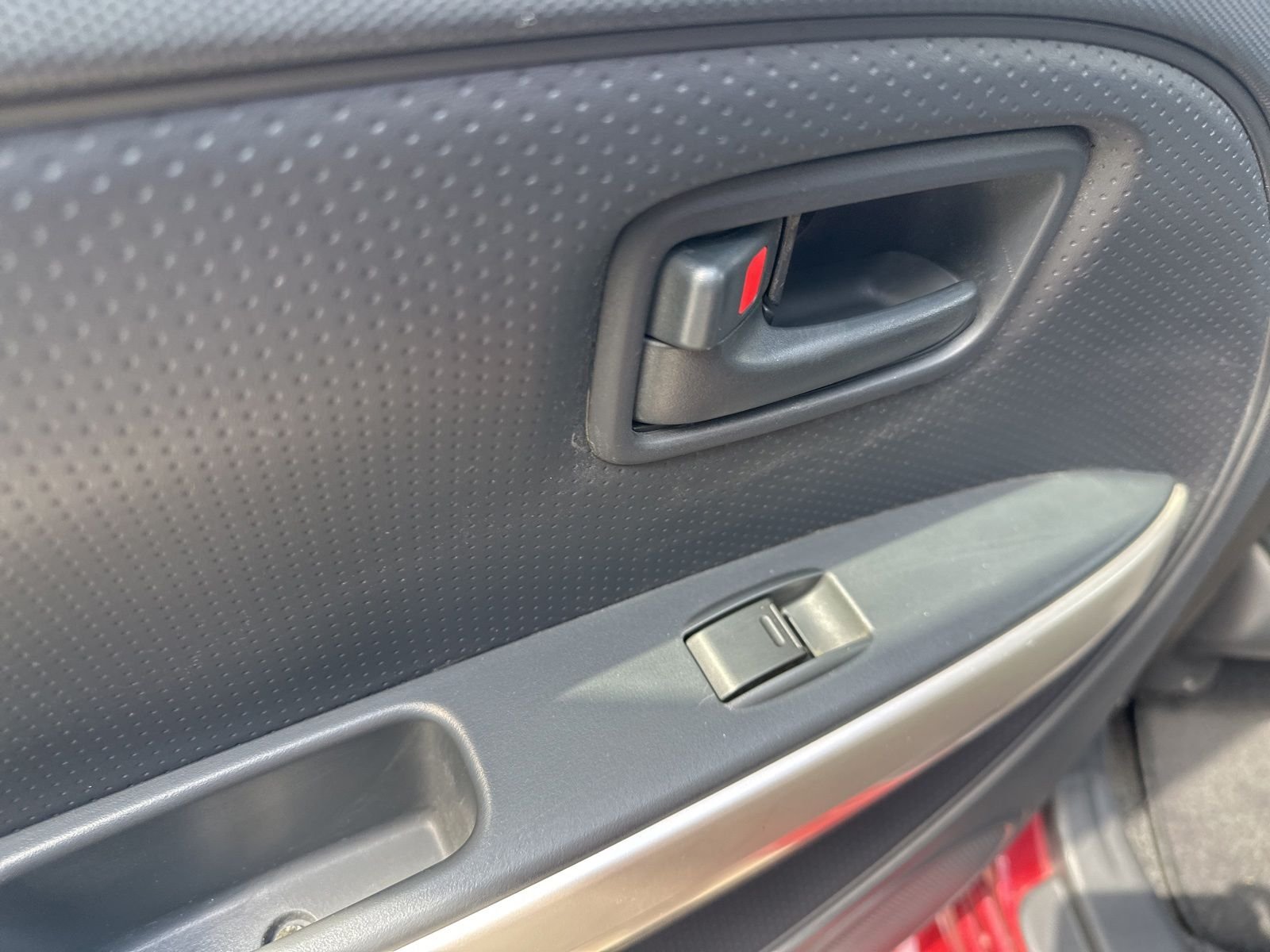 Used 2006 Red Scion Base image 19