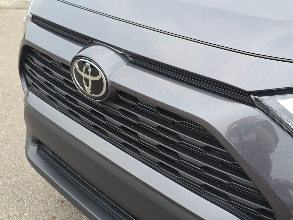 Used 2025 Gray Toyota LE image 13