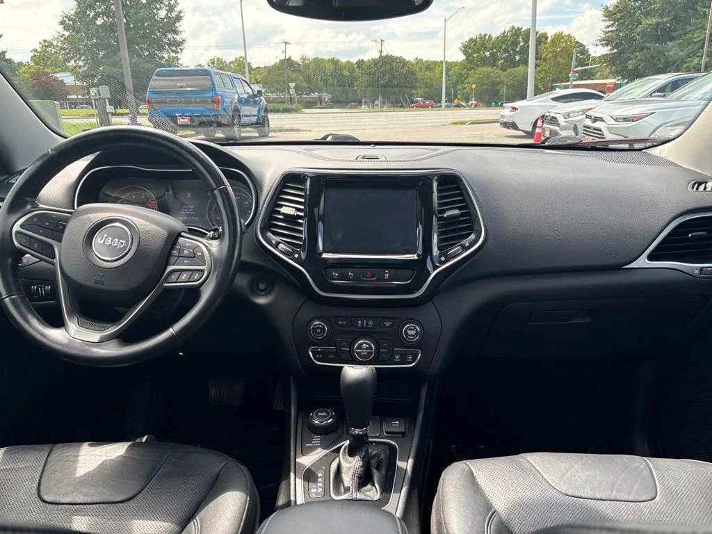 Used 2021 Red Jeep Limited image 10
