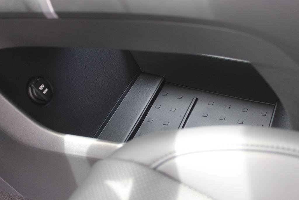 New 2026 White Hyundai SEL image 15