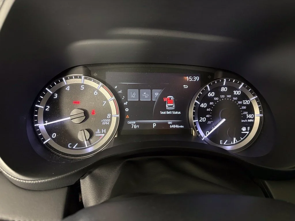 Used 2023 Black Toyota L image 22