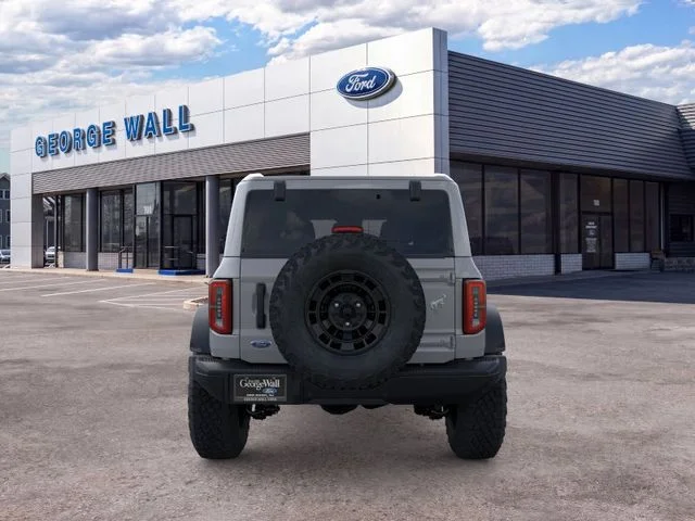 New 2026 Avalanche Gray Ford Badlands® image 5