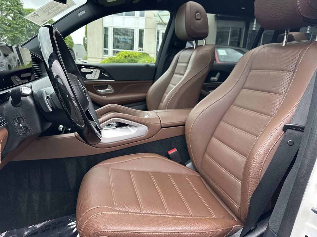 Certified Used 2024  Mercedes-Benz GLS 450 image 16