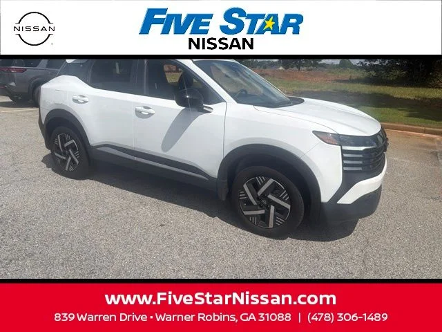 Used 2026 White Nissan SV image 4