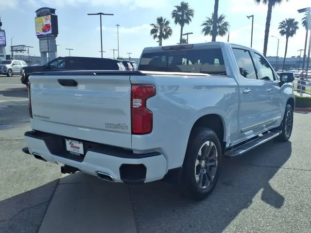 Used 2026 Polar White Tricoat Chevrolet High Country image 8