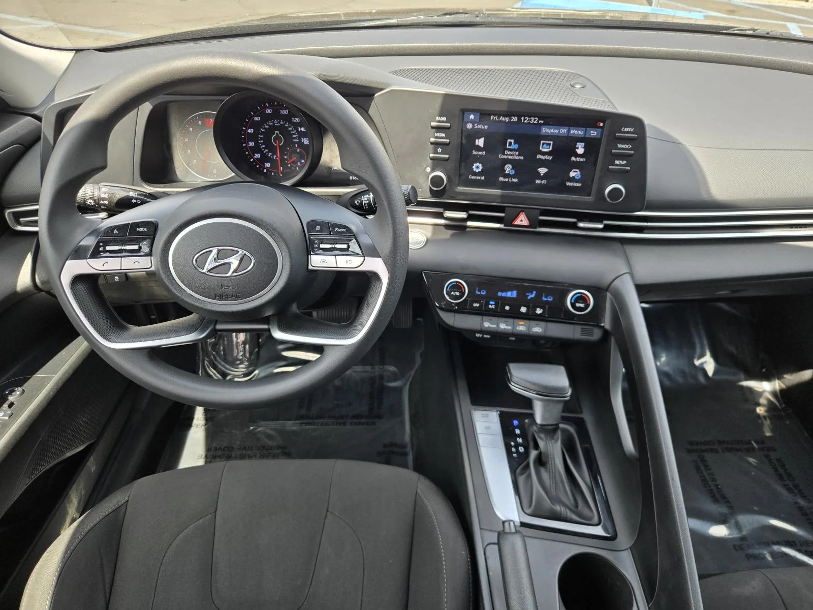 Used 2022 Phantom Black Hyundai SEL IVT image 6