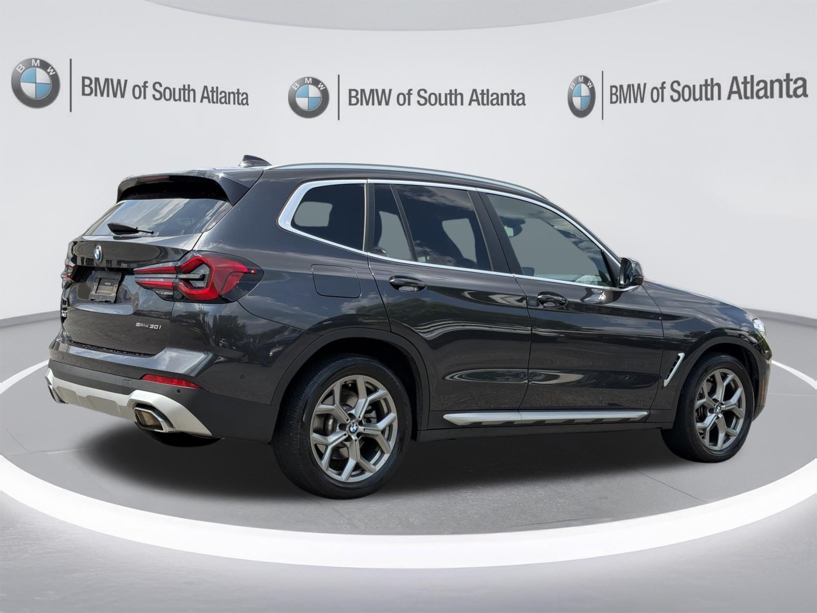 Used 2023 Dark Graphite Metallic BMW sDrive30i image 30