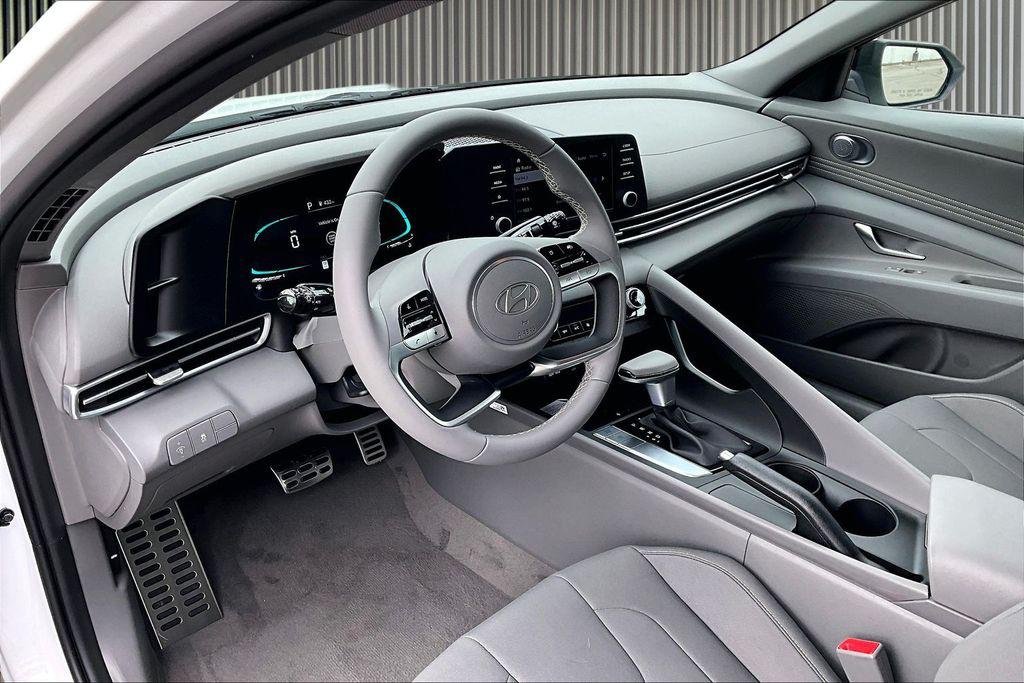 New 2026 Serenity White Hyundai SEL Sport image 7