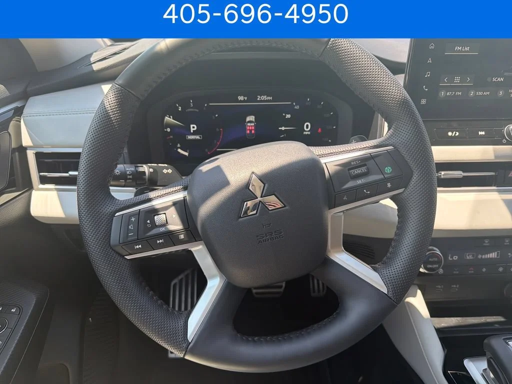 Pre-Owned 2026 Mitsubishi Outlander SEL
