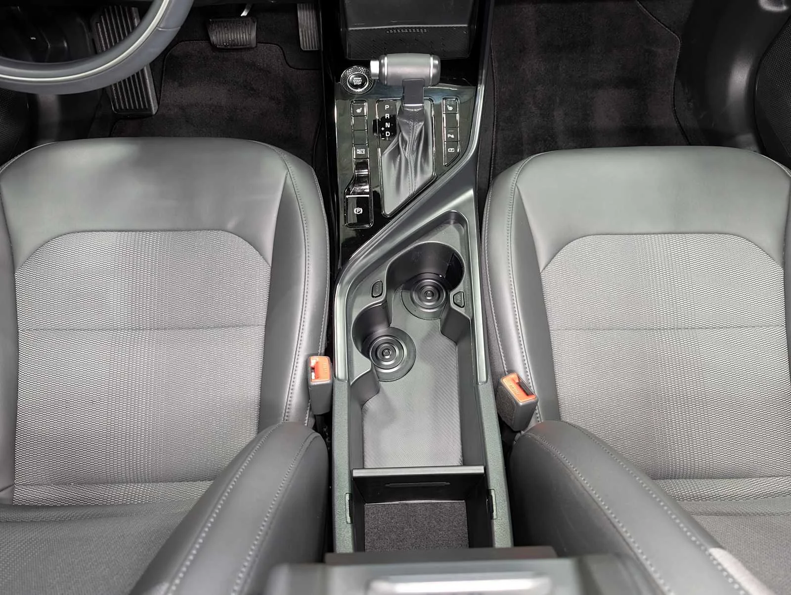 Used 2024 Snow White Pearl Kia EX image 19