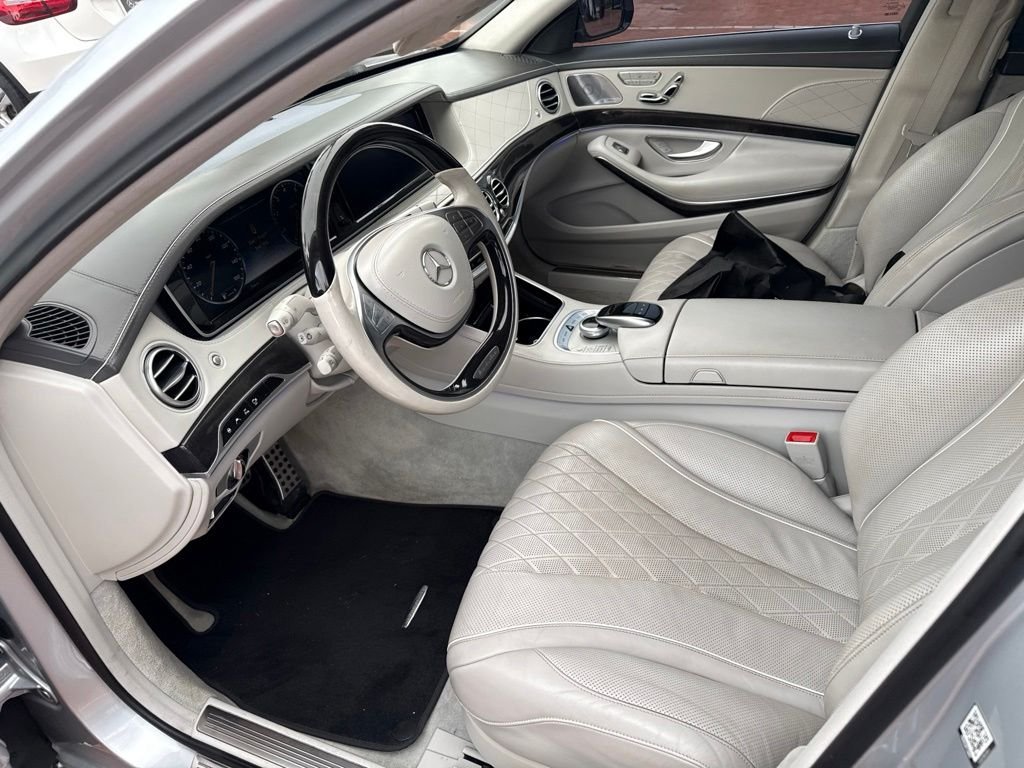 Used 2017 Silver Mercedes-Benz S 550 image 4