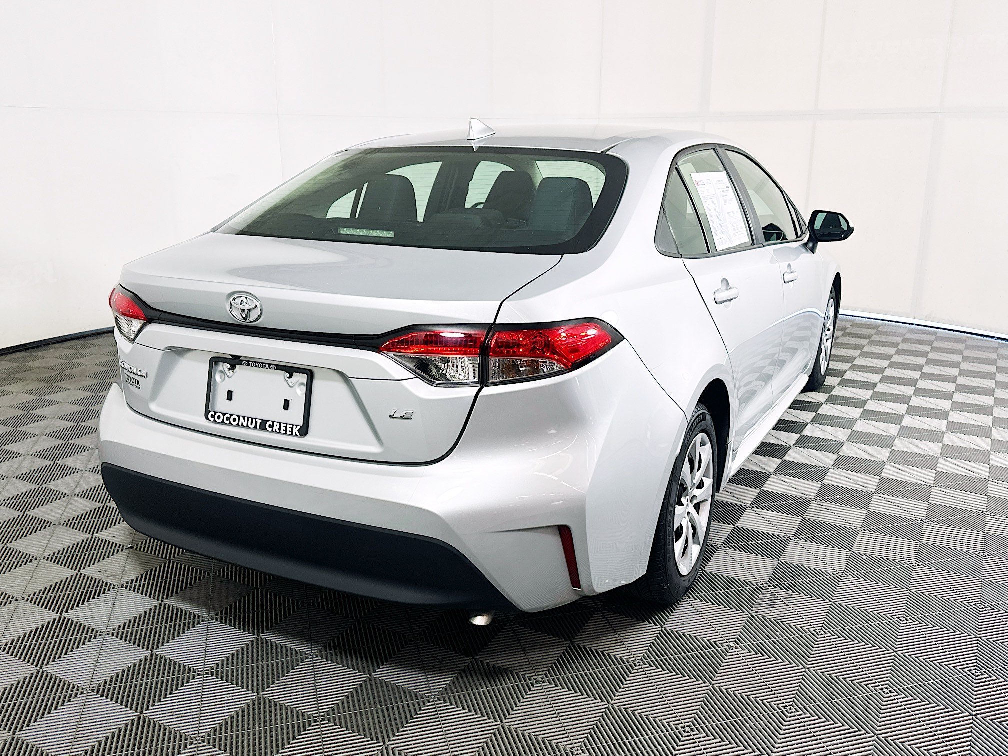 Used 2024 Classic Silver Metallic Toyota LE image 3