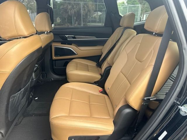 Used 2022 Black Kia SX image 23
