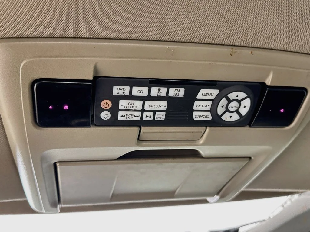Used 2015 White Honda EX-L image 31