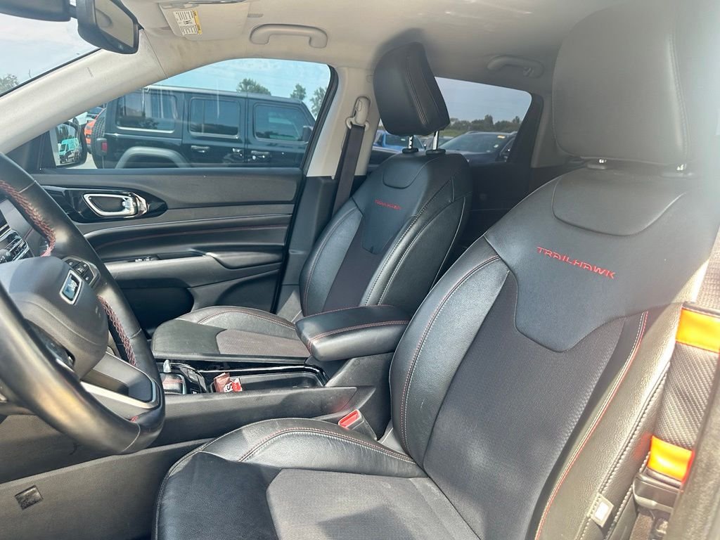 Used 2022 Gray Jeep Trailhawk image 14